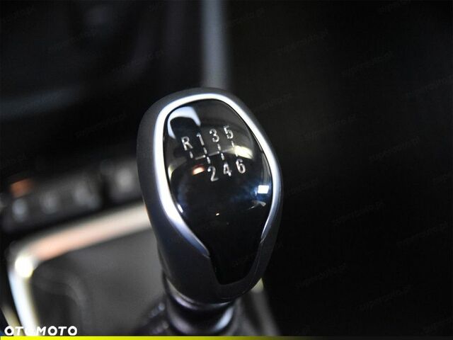 Опель Crossland, об'ємом двигуна 1.2 л та пробігом 1 тис. км за 15940 $, фото 8 на Automoto.ua