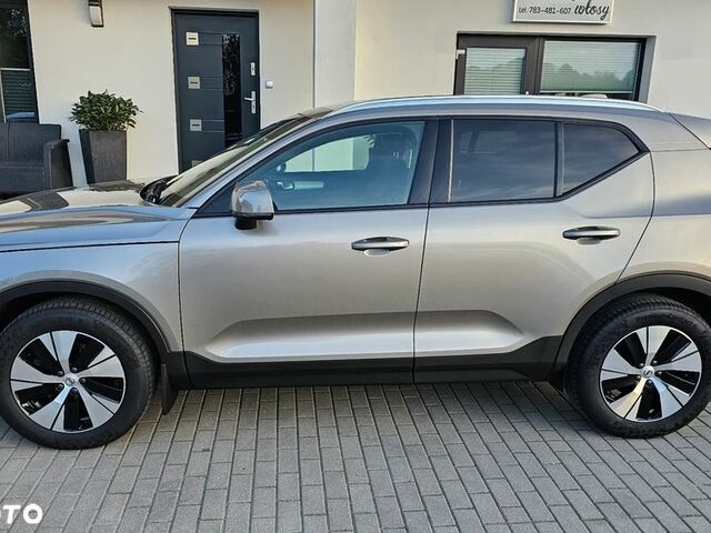 Вольво XC40, об'ємом двигуна 1.97 л та пробігом 130 тис. км за 28691 $, фото 2 на Automoto.ua