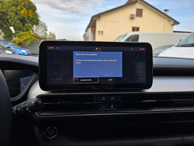 Джип Avenger 2025 в Европе на Automoto.ua Черный Джип Avenger, объемом двигателя 1.2 л и пробегом 10 тыс. км за 31312 $, фото 8 на Automoto.ua