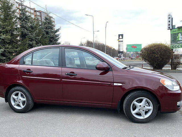 Хендай Акцент, Седан 2006 - н.в. III Sedan 1.4 i 16V