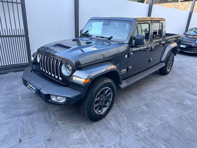 Джип Gladiator 2021 в Европе на Automoto.ua Серый Джип Gladiator, объемом двигателя 2.99 л и пробегом 82 тыс. км за 50223 $, фото 3 на Automoto.ua