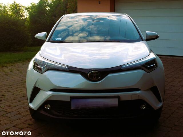 Тойота C-HR, об'ємом двигуна 1.2 л та пробігом 21 тис. км за 19438 $, фото 1 на Automoto.ua