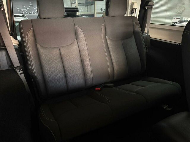 Джип Вранглер 2017 в Европе на Automoto.ua Белый Джип Вранглер, объемом двигателя 2.78 л и пробегом 120 тыс. км за 29990 $, фото 10 на Automoto.ua