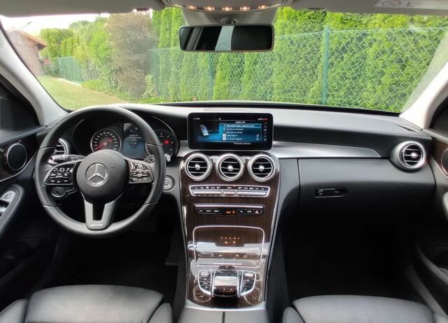 Мерседес Ц-Класс 2019 в Европе на Automoto.ua Черный Мерседес Ц-Класс, объемом двигателя 1 л и пробегом 182 тыс. км за 16925 $, фото 7 на Automoto.ua