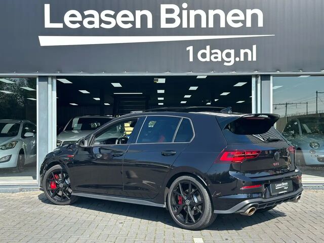 Фольксваген Гольф ГТИ 2022 в Европе на Automoto.ua Черный Фольксваген Гольф ГТИ, объемом двигателя 1.98 л и пробегом 59 тыс. км за 45487 $, фото 2 на Automoto.ua