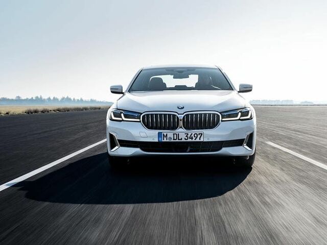 Седан BMW 5 Series 2023 Знайти новий седан БМВ 5 серії 2023
