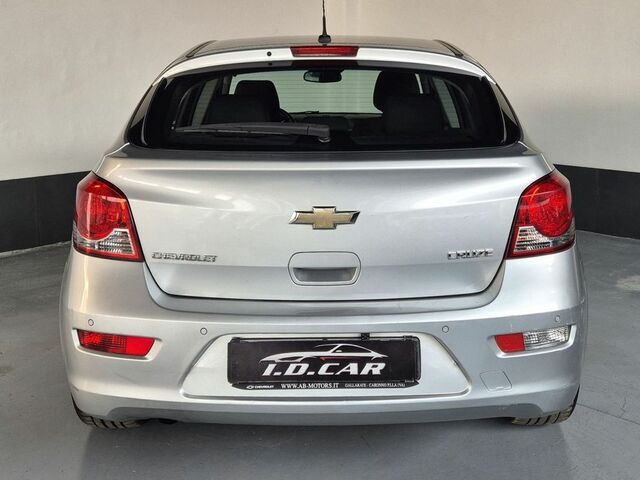 Шевроле Круз 2012 в Европе на Automoto.ua Серый Шевроле Круз, объемом двигателя 2 л и пробегом 142 тыс. км за 4666 $, фото 8 на Automoto.ua