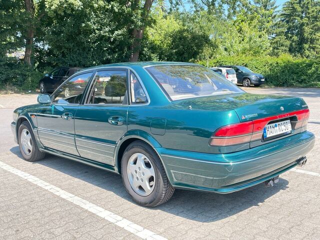 Мицубиси Сигма 1996 в Европе на Automoto.ua Зеленый Мицубиси Сигма, объемом двигателя 0 л и пробегом 153 тыс. км за 13998 $, фото 3 на Automoto.ua