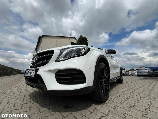 Мерседес ГЛА-Класс 2018 в Европе на Automoto.ua Белый Мерседес ГЛА-Класс, объемом двигателя 2.14 л и пробегом 137 тыс. км за 19783 $, фото 8 на Automoto.ua