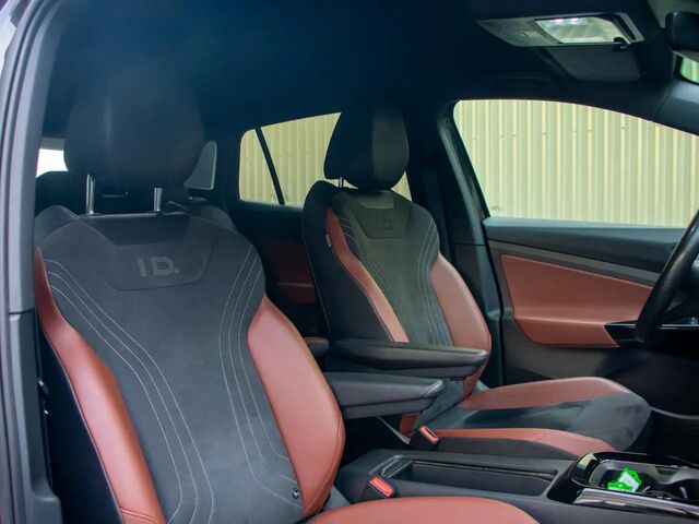 Фольксваген ID.4 2021 в Европе на Automoto.ua Серый Фольксваген ID.4, объемом двигателя 0 л и пробегом 52 тыс. км за 34873 $, фото 13 на Automoto.ua