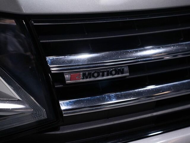 Фольксваген Transporter T6 2016 в Европе на Automoto.ua Серый Фольксваген Transporter T6, объемом двигателя 2 л и пробегом 197 тыс. км за 33176 $, фото 6 на Automoto.ua