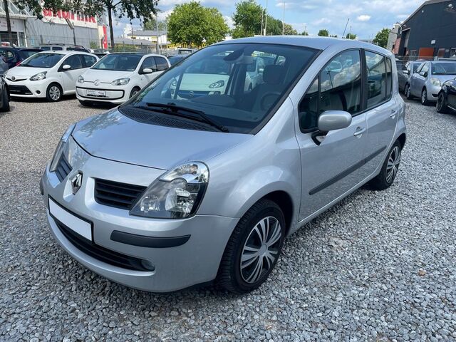 Рено Модус 2006 у Європі на Automoto.ua Сірий Рено Модус, об'ємом двигуна 1.15 л та пробігом 104 тис. км за 3842 $, фото 1 на Automoto.ua