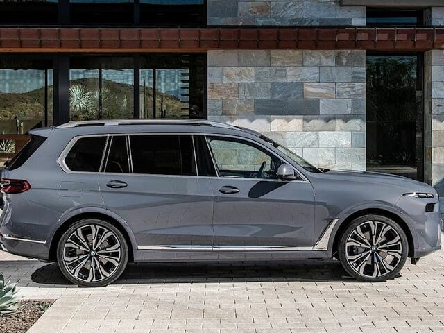 Размеры внедорожника BMW X7 2023