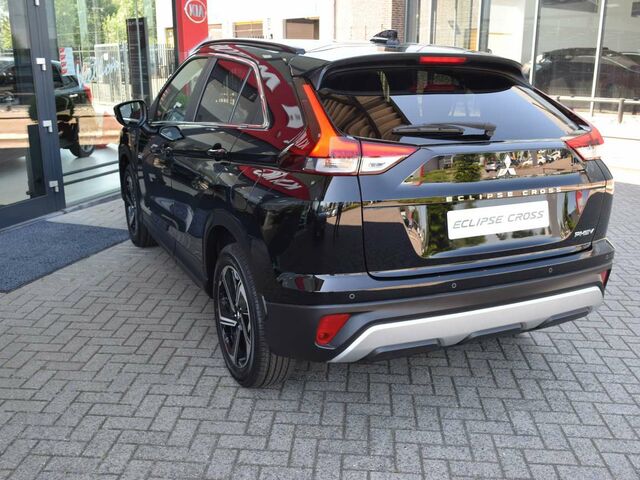 Чорний Міцубісі Eclipse Cross, об'ємом двигуна 2.36 л та пробігом 1 тис. км за 42982 $, фото 4 на Automoto.ua