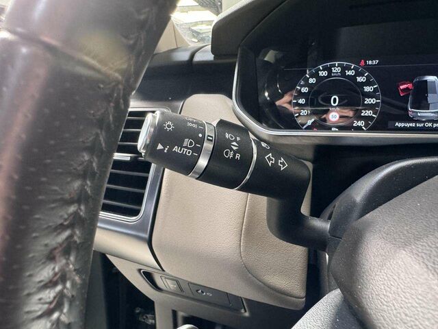 Чорний Ленд Ровер Range Rover Sport, об'ємом двигуна 2.99 л та пробігом 110 тис. км за 52163 $, фото 19 на Automoto.ua