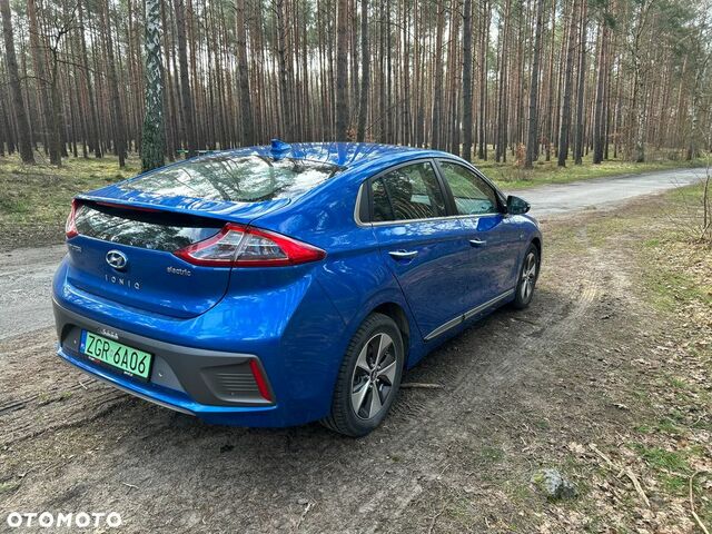 Хендай Ioniq, объемом двигателя 0 л и пробегом 63 тыс. км за 14147 $, фото 6 на Automoto.ua