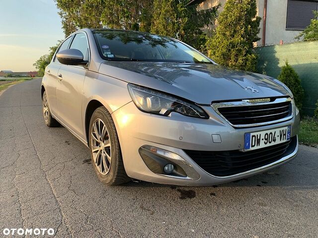 Пежо 308, объемом двигателя 1.2 л и пробегом 99 тыс. км за 5680 $, фото 3 на Automoto.ua