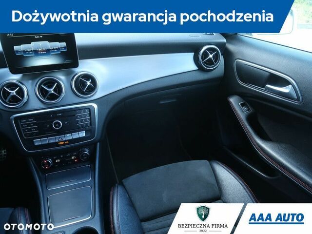 Мерседес ГЛА-Клас, об'ємом двигуна 1.6 л та пробігом 82 тис. км за 23758 $, фото 8 на Automoto.ua