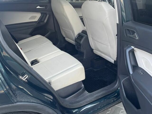 Фольксваген Tiguan Allspace, объемом двигателя 1.98 л и пробегом 104 тыс. км за 15767 $, фото 21 на Automoto.ua