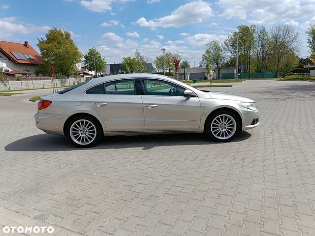 Фольксваген CC / Passat CC, объемом двигателя 1.97 л и пробегом 293 тыс. км за 4730 $, фото 6 на Automoto.ua