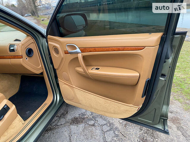 Порше Cayenne, Позашляховик / Кросовер 2007 - н.в. (955) Facelift 4.8 Turbo S Tiptronic