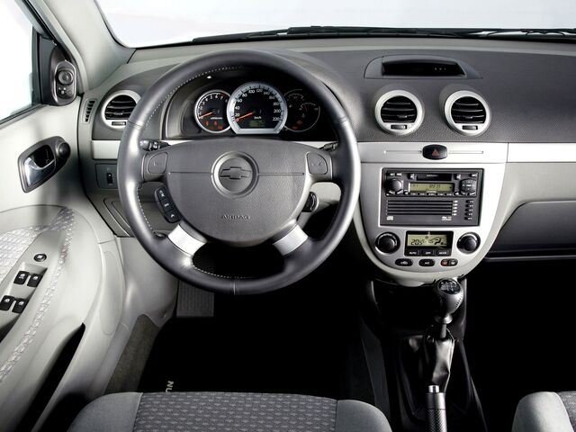 Шевроле Лачетті, Хетчбек 2004 - н.в. Hatchback 1.6 i 16V