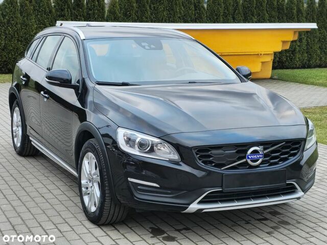 Вольво V60 Cross Country, объемом двигателя 1.97 л и пробегом 190 тыс. км за 17257 $, фото 14 на Automoto.ua