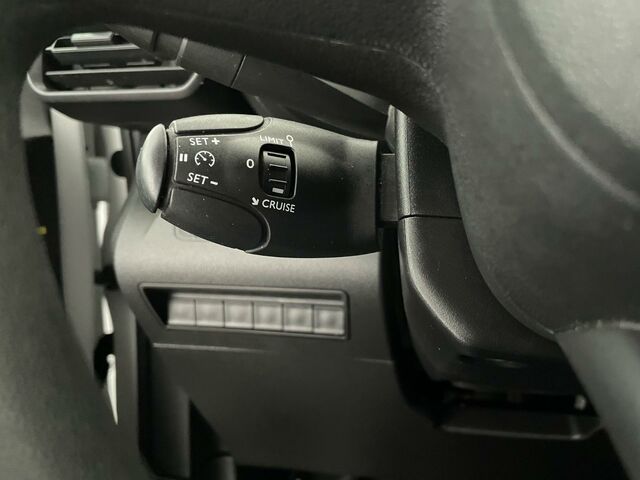 Тойота Proace Verso 2021 в Европе на Automoto.ua Белый Тойота Proace Verso, объемом двигателя 1.5 л и пробегом 112 тыс. км за 10990 $, фото 13 на Automoto.ua