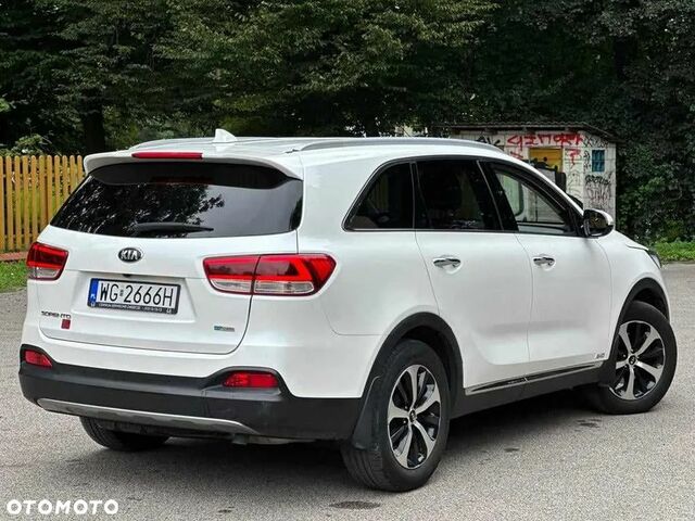 Киа Соренто, объемом двигателя 2 л и пробегом 103 тыс. км за 20454 $, фото 5 на Automoto.ua