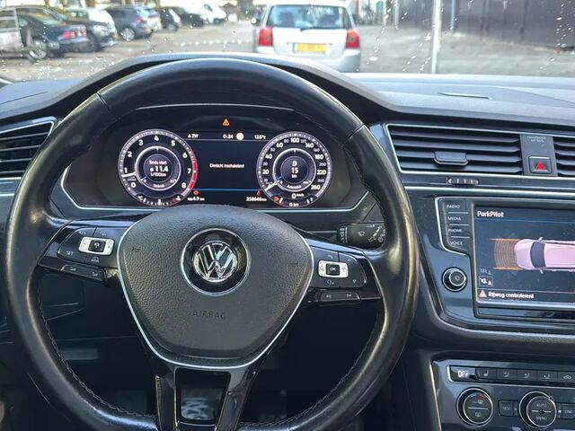 Фольксваген Тігуан 2017 у Європі на Automoto.ua Білий Фольксваген Тігуан, об'ємом двигуна 1.4 л та пробігом 260 тис. км за 15132 $, фото 4 на Automoto.ua