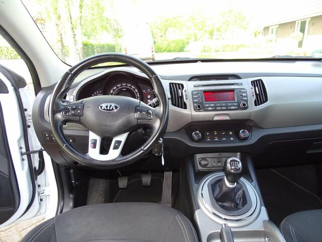 Белый Киа Sportage, объемом двигателя 1.59 л и пробегом 61 тыс. км за 15625 $, фото 12 на Automoto.ua