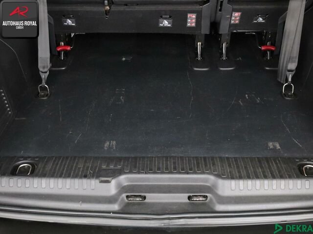 Тойота Proace Verso 2019 в Европе на Automoto.ua Черный Тойота Proace Verso, объемом двигателя 2 л и пробегом 75 тыс. км за 28880 $, фото 13 на Automoto.ua