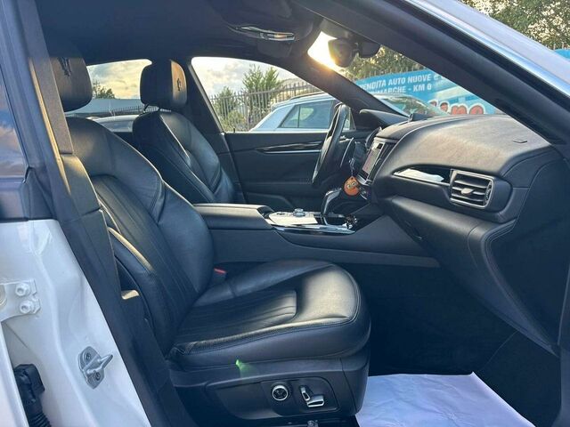 Мазераті Леванте 2021 у Європі на Automoto.ua Білий Мазераті Леванте, об'ємом двигуна 2.99 л та пробігом 93 тис. км за 46400 $, фото 8 на Automoto.ua