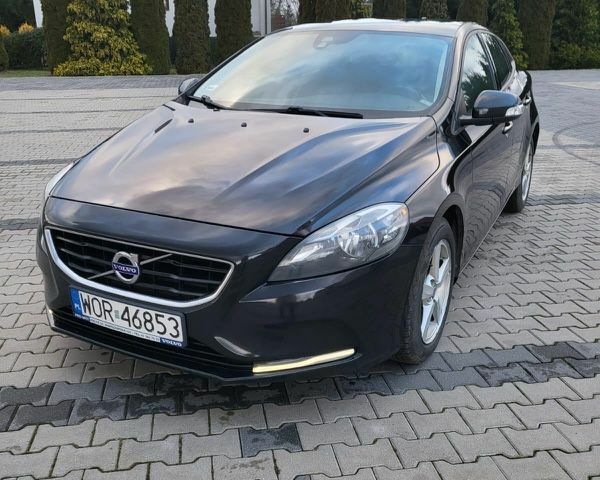 Вольво V40, об'ємом двигуна 1.98 л та пробігом 249 тис. км за 7883 $, фото 2 на Automoto.ua