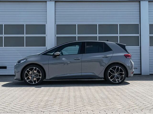 Фольксваген ID.3 2025 в Европе на Automoto.ua Серый Фольксваген ID.3, объемом двигателя 0 л и пробегом 5 тыс. км за 47119 $, фото 10 на Automoto.ua