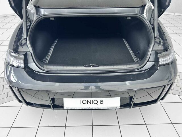 Сірий Хендай IONIQ 6, об'ємом двигуна 0 л та пробігом 50 тис. км за 64505 $, фото 4 на Automoto.ua