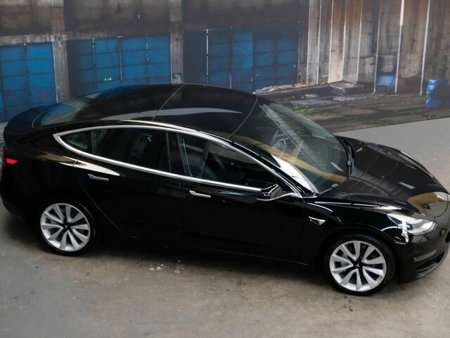 Черный Тесла Модель 3, объемом двигателя 0 л и пробегом 157 тыс. км за 22575 $, фото 2 на Automoto.ua