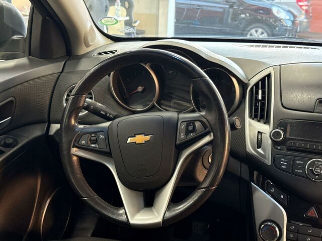 Шевроле Круз 2013 в Европе на Automoto.ua Серый Шевроле Круз, объемом двигателя 1.8 л и пробегом 192 тыс. км за 4200 $, фото 14 на Automoto.ua