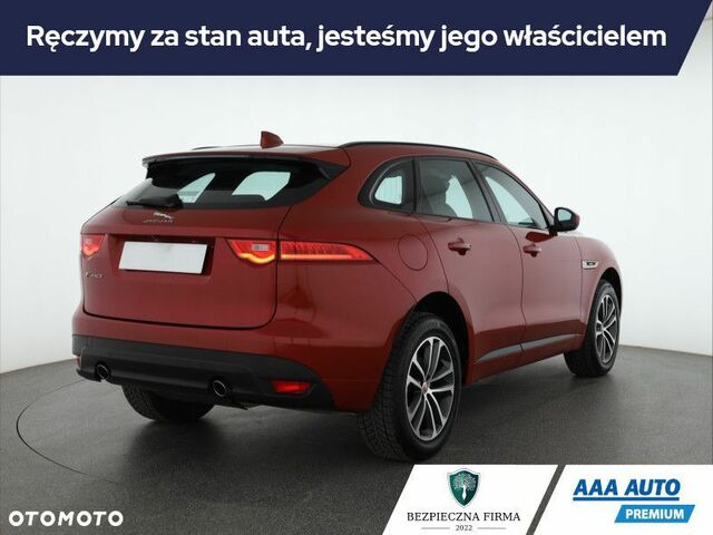 Ягуар Ф-Пейс, об'ємом двигуна 2 л та пробігом 85 тис. км за 26566 $, фото 5 на Automoto.ua