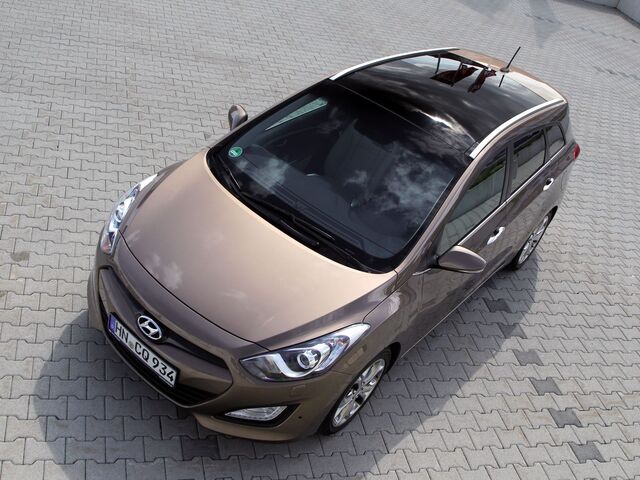 Хендай i30, Универсал 2011 - н.в. Wagon II 1.6 i 16V MT (120 Hp)