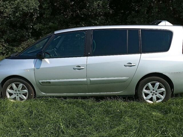 Рено Гранд Эспейс 2010 в Европе на Automoto.ua Серый Рено Гранд Эспейс, объемом двигателя 0 л и пробегом 263 тыс. км за 4950 $, фото 5 на Automoto.ua