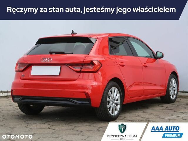 Ауді A1, об'ємом двигуна 1 л та пробігом 43 тис. км за 17927 $, фото 5 на Automoto.ua