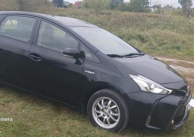 Тойота Prius Plus, объемом двигателя 1.8 л и пробегом 205 тыс. км за 13575 $, фото 1 на Automoto.ua