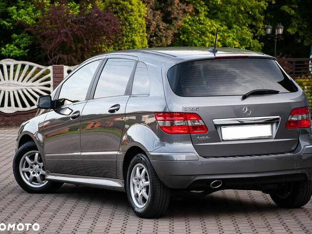 Мерседес Б-класс 2009 в Европе на Automoto.ua Серый Мерседес Б-класс, объемом двигателя 1 л и пробегом 219 тыс. км за 4819 $, фото 25 на Automoto.ua