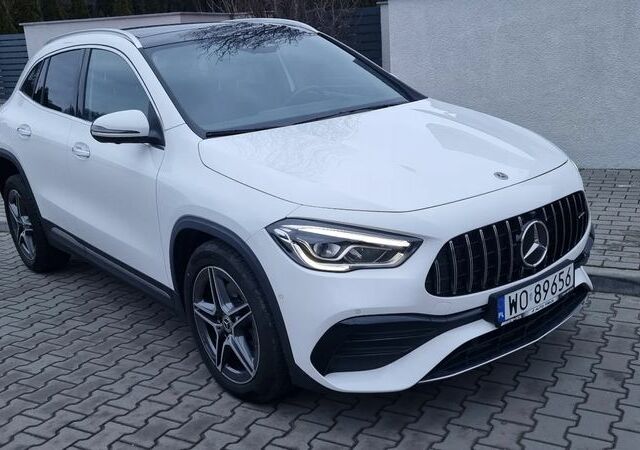 Мерседес ГЛА-Клас 2021 у Європі на Automoto.ua Білий Мерседес ГЛА-Клас, об'ємом двигуна 1 л та пробігом 41 тис. км за 32664 $, фото 1 на Automoto.ua