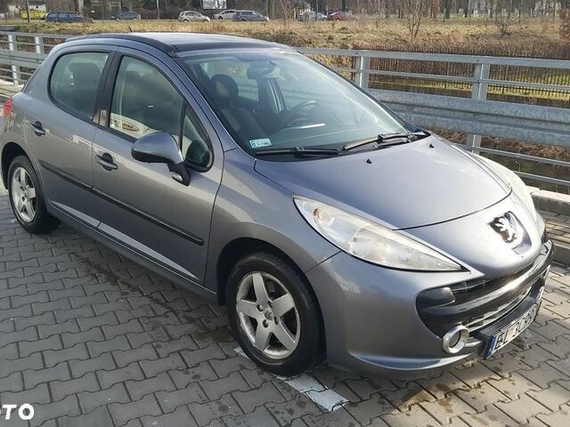 Пежо 207, объемом двигателя 1.4 л и пробегом 142 тыс. км за 2484 $, фото 11 на Automoto.ua