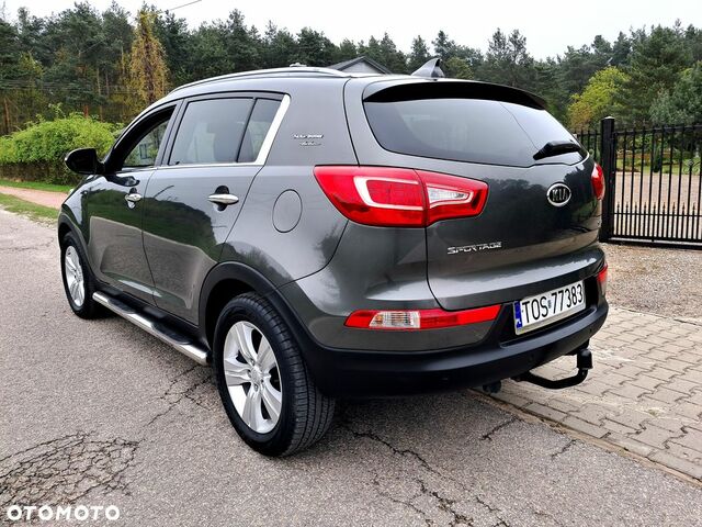 Кіа Sportage, об'ємом двигуна 2 л та пробігом 148 тис. км за 10130 $, фото 3 на Automoto.ua