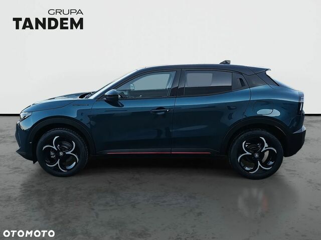 Альфа Ромео Джуніор 2025 у Європі на Automoto.ua Синій Альфа Ромео Джуніор, об'ємом двигуна 1 л та пробігом 1 тис. км за 33390 $, фото 7 на Automoto.ua