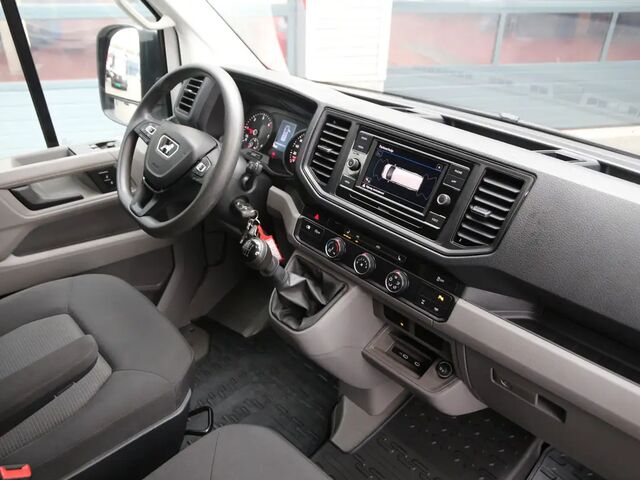 Фольксваген Крафтер 2022 в Европе на Automoto.ua Белый Фольксваген Крафтер, объемом двигателя 1.97 л и пробегом 37826 тыс. км за 45920 $, фото 4 на Automoto.ua