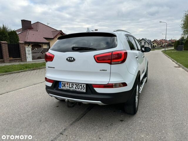 Киа Sportage, объемом двигателя 2 л и пробегом 215 тыс. км за 10778 $, фото 21 на Automoto.ua